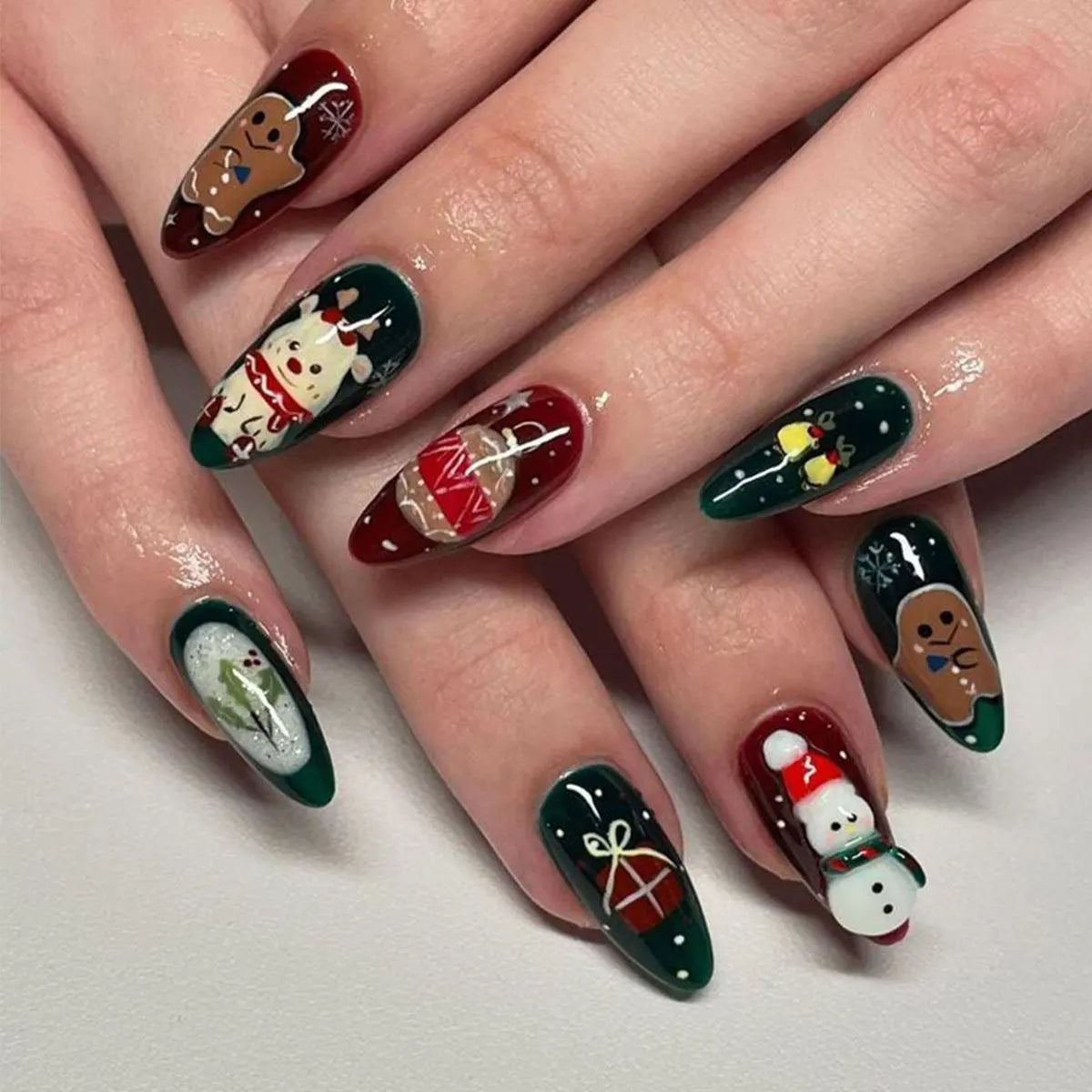 Festive Fantasy Nails™