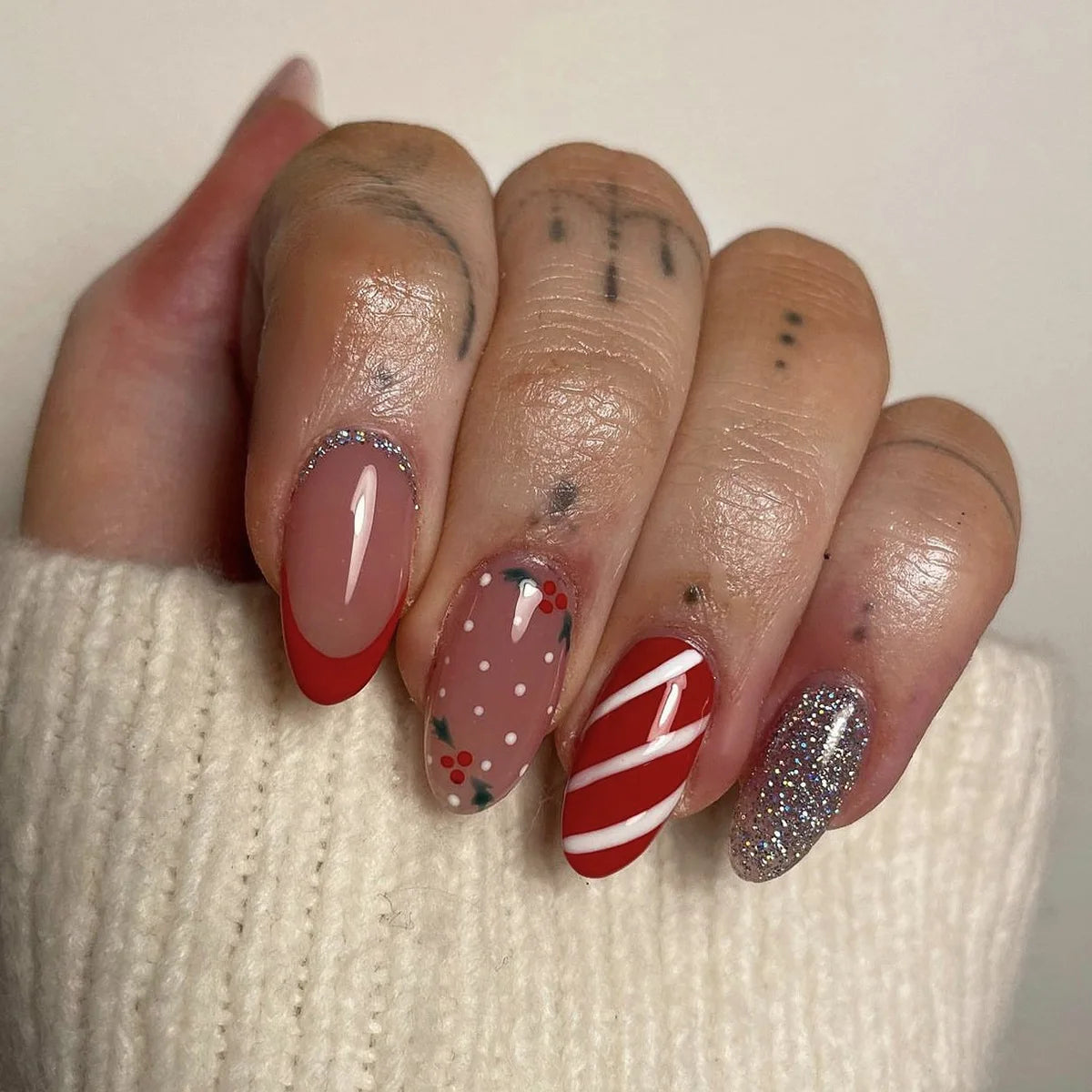 Festive Fantasy Nails™